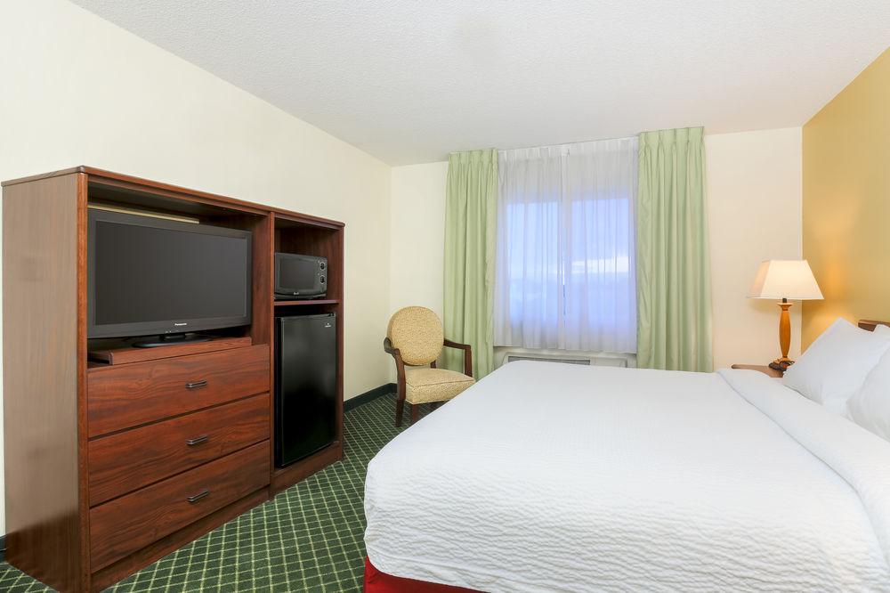 Fairfield Inn Erie Millcreek Mall Extérieur photo