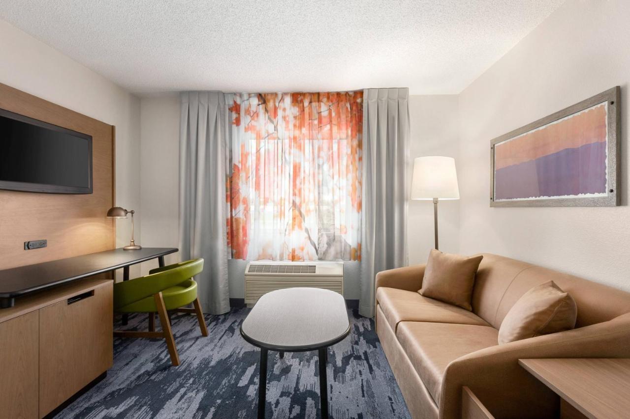 Fairfield Inn Erie Millcreek Mall Extérieur photo