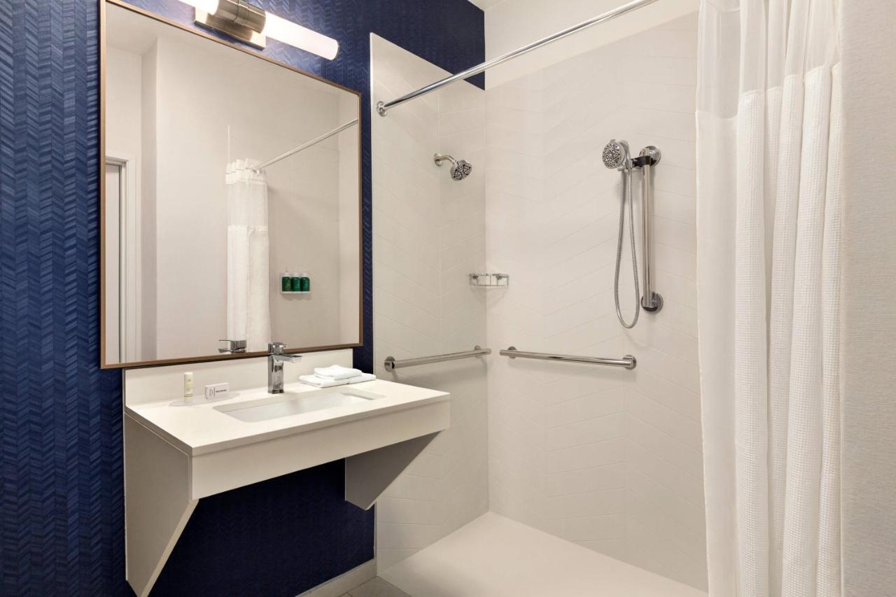 Fairfield Inn Erie Millcreek Mall Extérieur photo