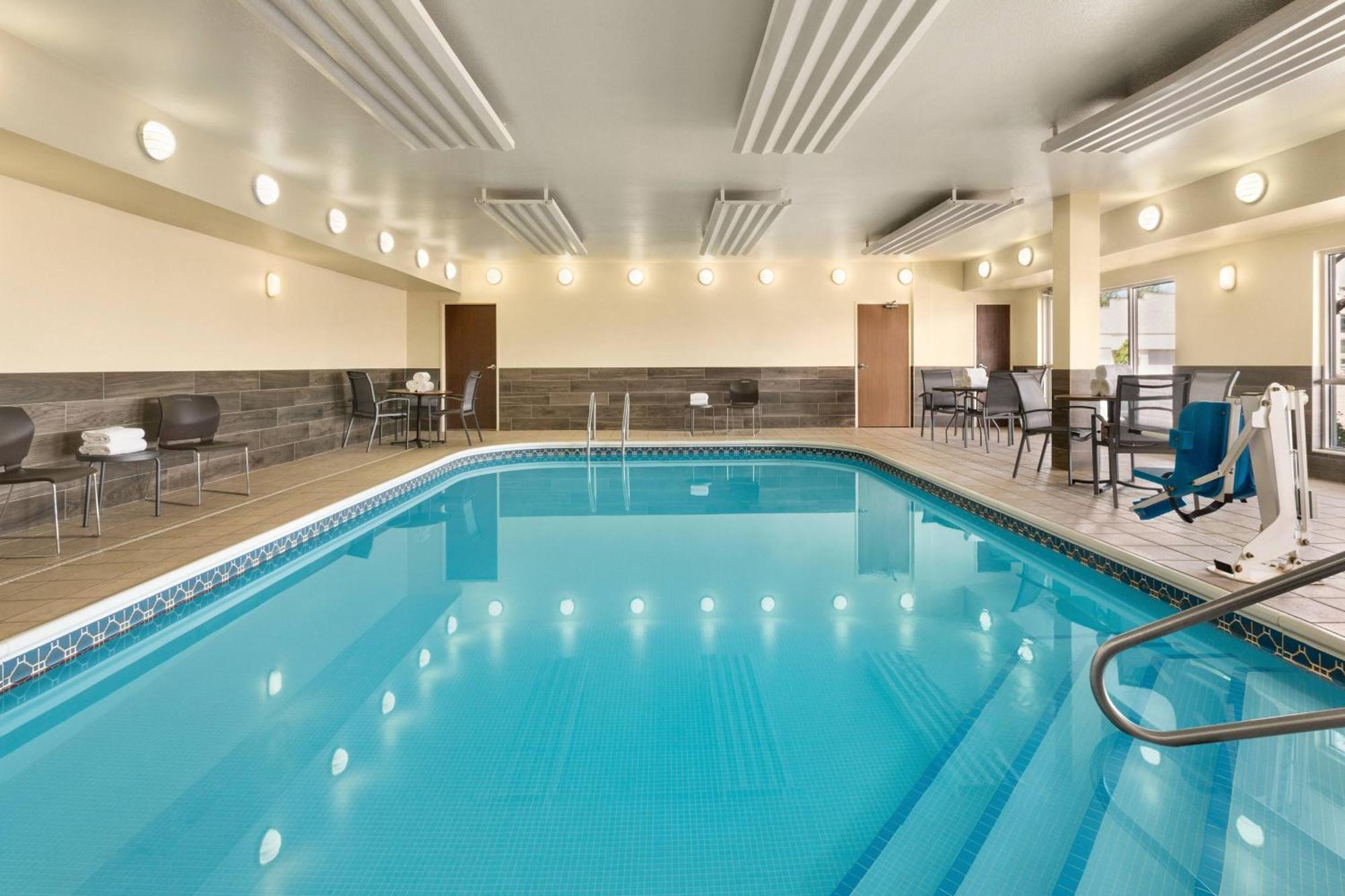 Fairfield Inn Erie Millcreek Mall Extérieur photo