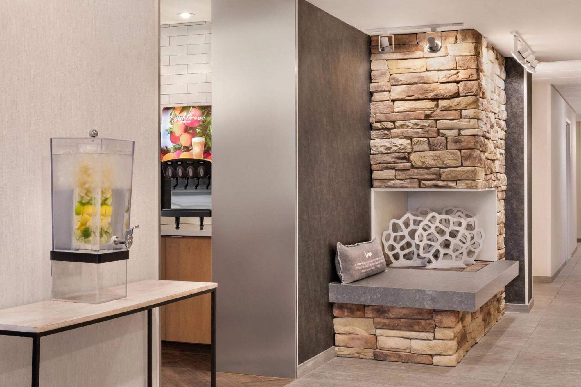 Fairfield Inn Erie Millcreek Mall Extérieur photo